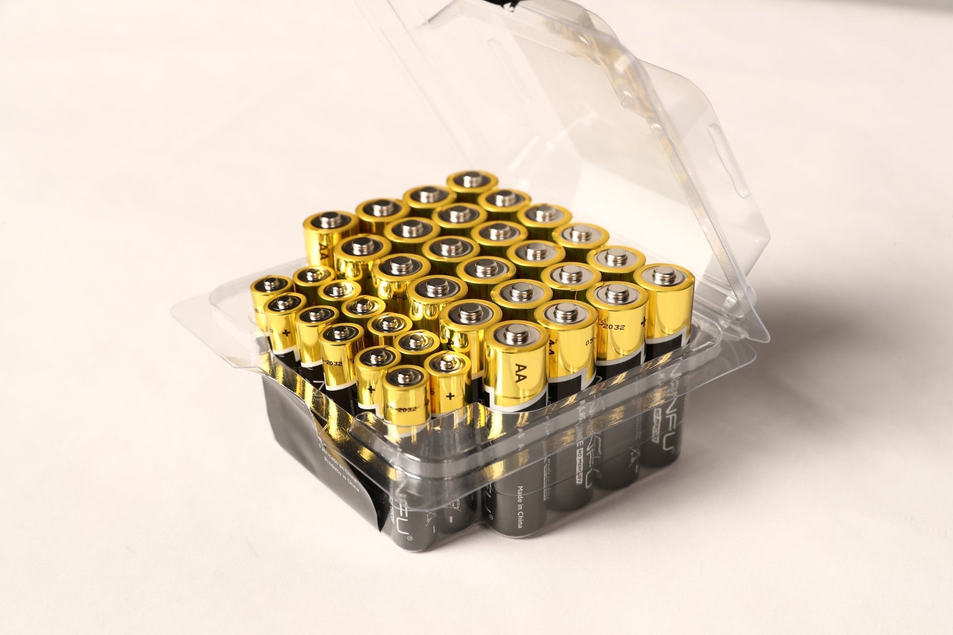 NANFU 1.5V Alkaline Batteries 36 mixed pack case - Nanfuusa